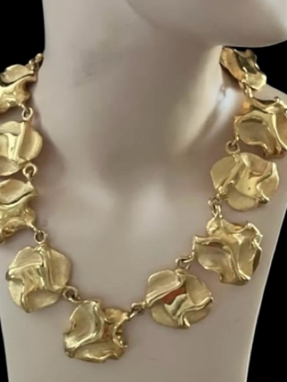 Vintage Signed Giovanni Gold Tone Sculptural Organic Link Statement Necklace 18”